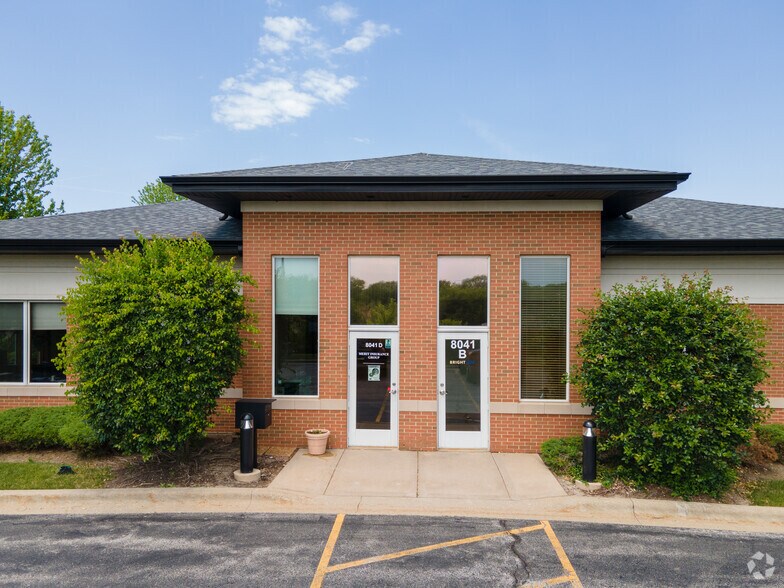 More Photos Of 8041 W 186th St, Tinley Park Loft Creative Space For Sale