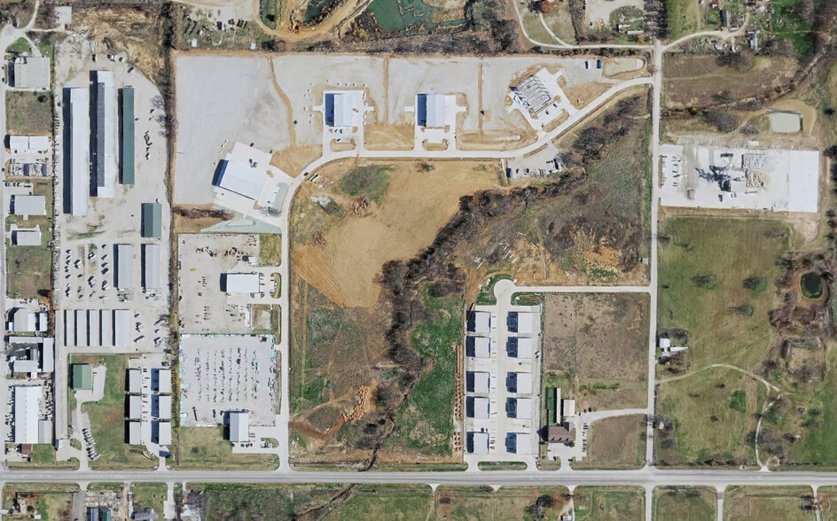 More Photos Of 1009 Prosperity Way, Krugerville Service For Lease