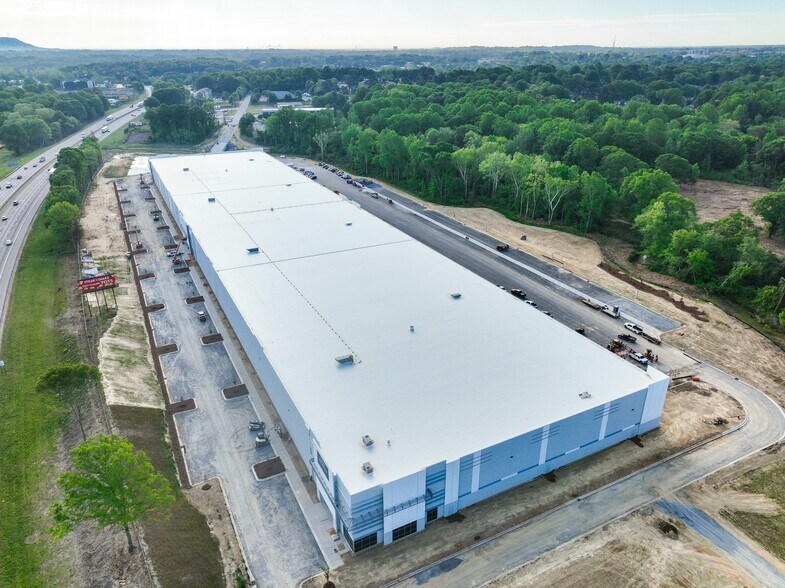 More Photos Of 1925 Wren Turnpike, Gastonia Distribution For Lease