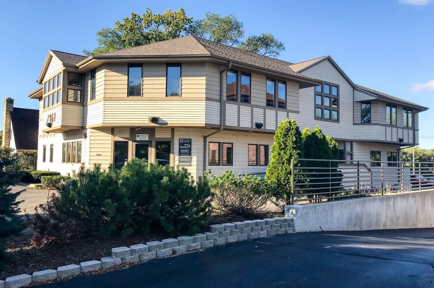 Primary Photo Of 7161 N Port Washington Rd, Glendale Office For Lease