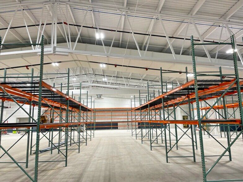 More Photos Of 5995 Mayfair Rd, North Canton Industrial For Lease