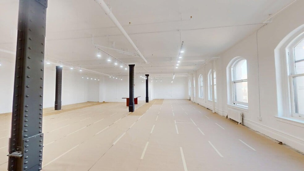 More Photos Of 80 Fifth Ave, New York Office For Lease