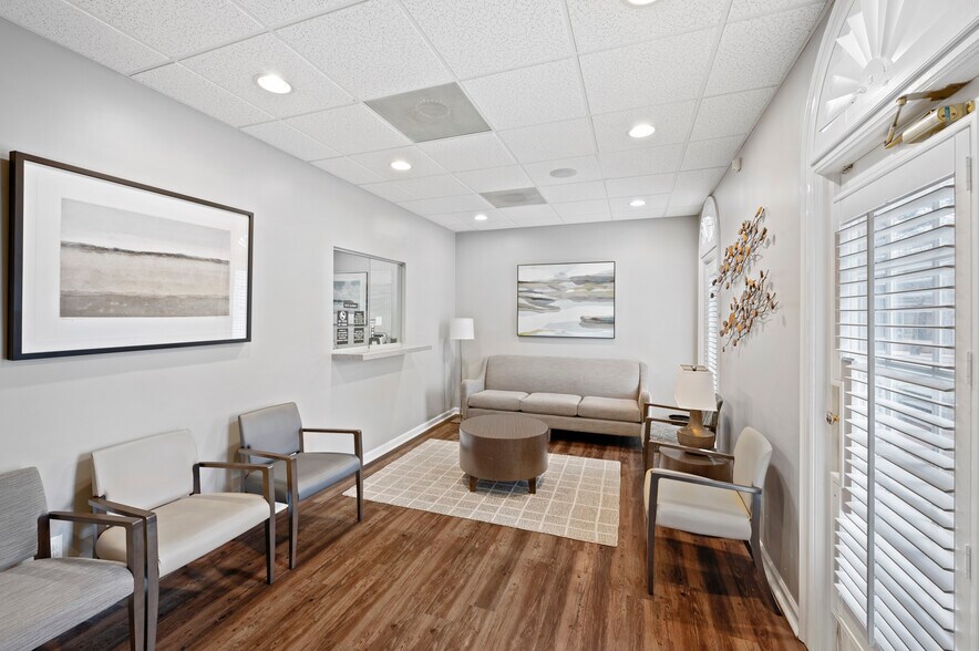 More Photos Of 1348 Matthews Township Pky, Matthews Office For Sale