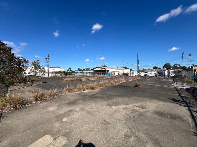 More Photos Of 7431 Saint Bernard Hwy, Arabi Land For Sale
