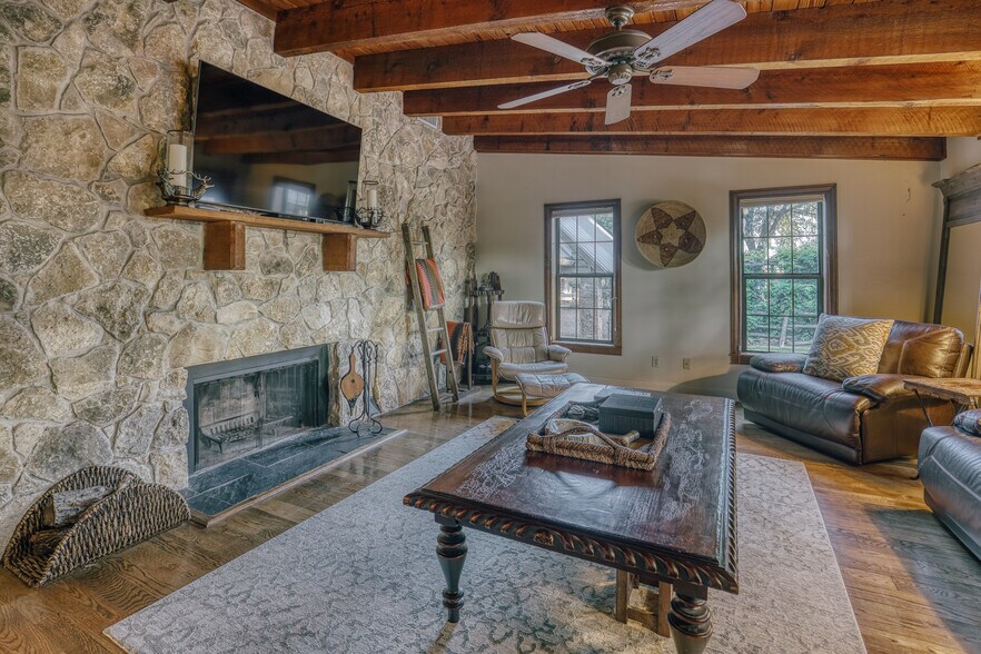 More Photos Of 1034 Hilbun Rd, New Ulm Land For Sale