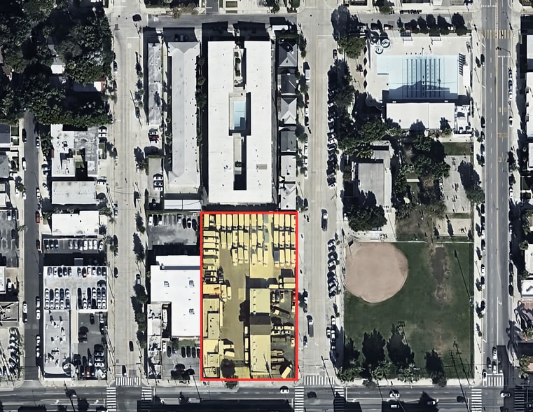 More Photos Of 1129 Cole Ave, Los Angeles Auto Repair For Lease