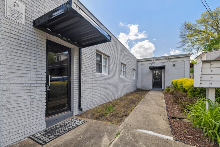 More Photos Of 47 Maple Ave, Flemington Light Manufacturing For Lease