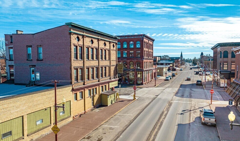 More Photos Of 300 6th St, Calumet Storefront Retail Residential For Sale