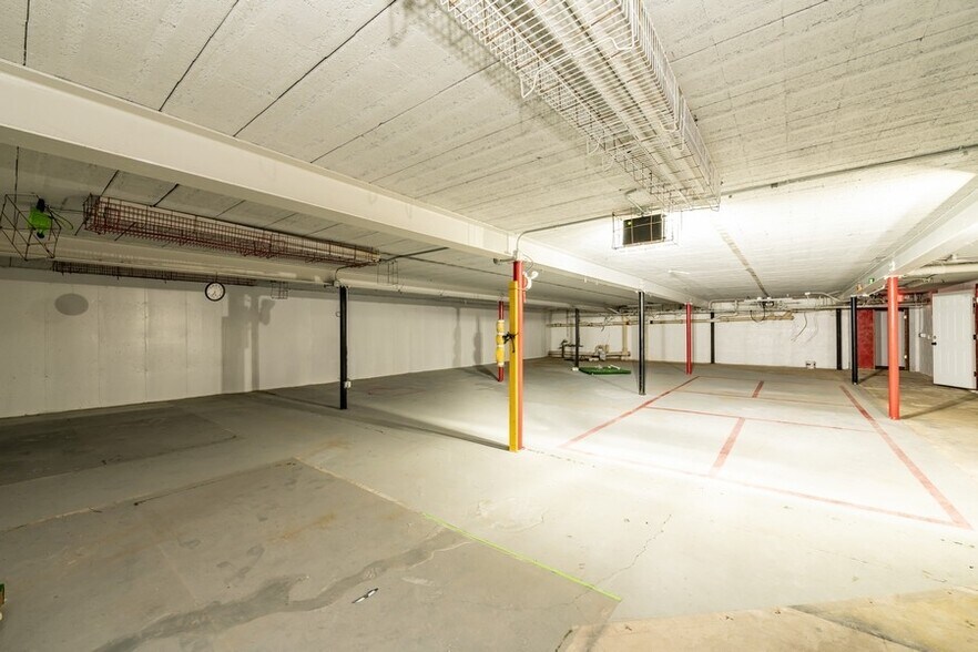 More Photos Of 3082 Main St, East Troy Freestanding For Lease