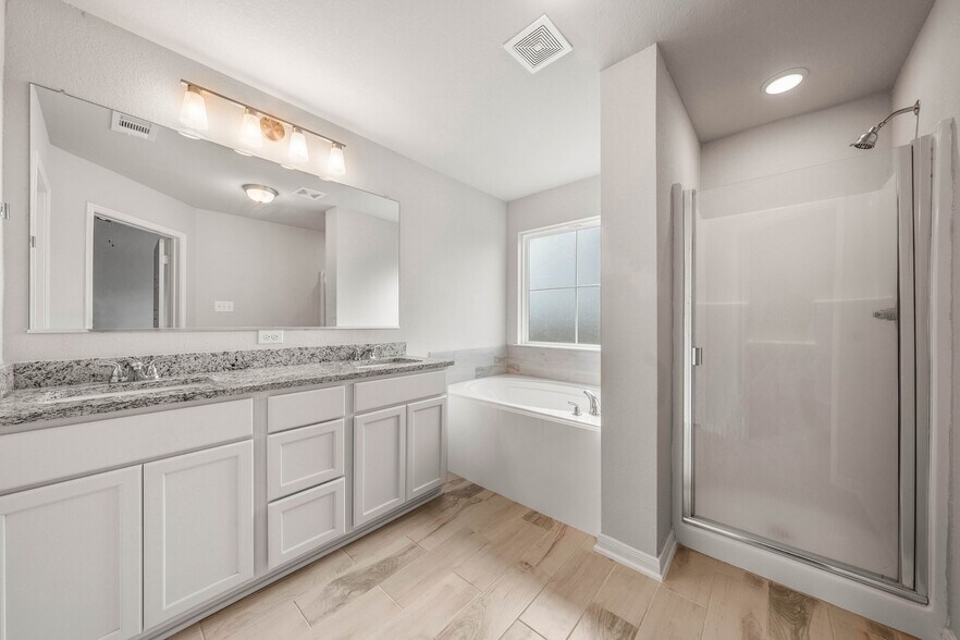 More Photos Of 4020 Centerfire, Waco Apartments For Sale
