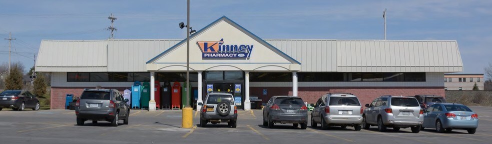 Primary Photo Of 40 State Highway 310, Canton Drugstore For Sale