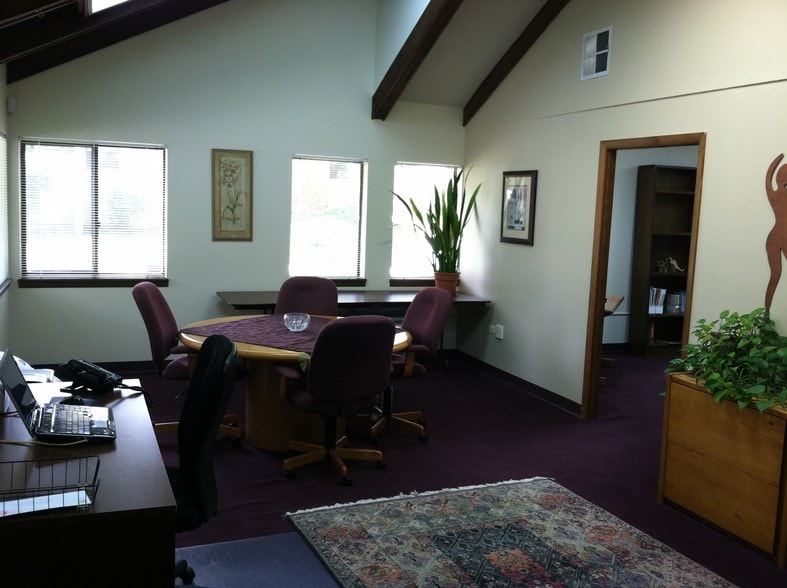 More Photos Of 8751 E Hampden Ave, Denver Medical For Sale