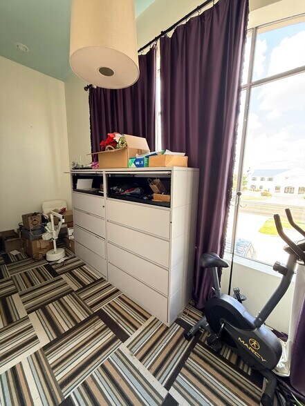 More Photos Of 2140 W Grande Blvd, Tyler Medical For Lease