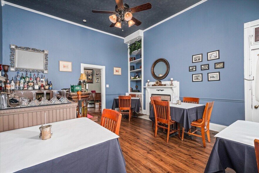 More Photos Of 232 N Peachtree Ave, Cookeville Restaurant For Sale