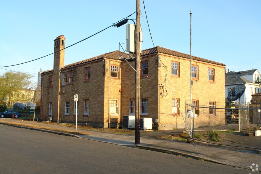 More Photos Of 210 NW 17th Ave, Portland Office For Lease