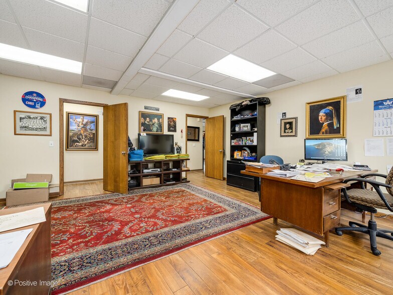 More Photos Of 1550 Green Bay Rd, North Chicago Freestanding For Sale