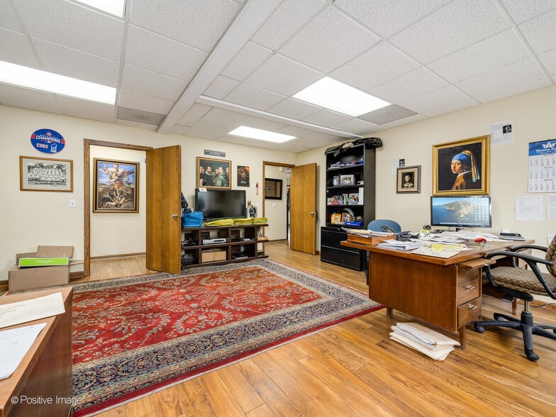 More Photos Of 1550 Green Bay Rd, North Chicago Freestanding For Sale