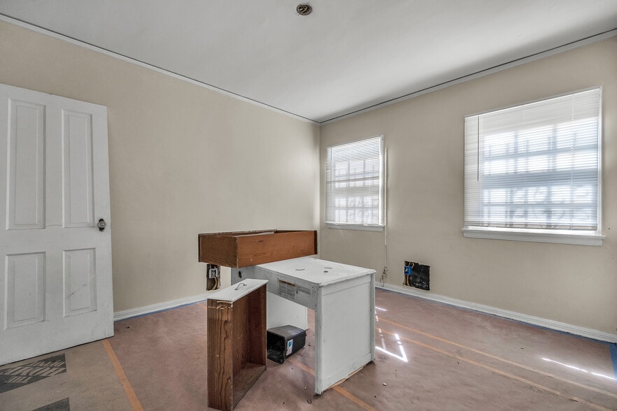 More Photos Of 3403 Stocker St, Los Angeles Apartments For Sale