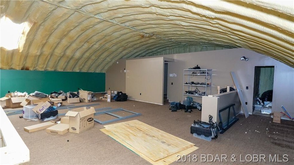 More Photos Of 166 Jackson St, Camdenton Flex For Sale