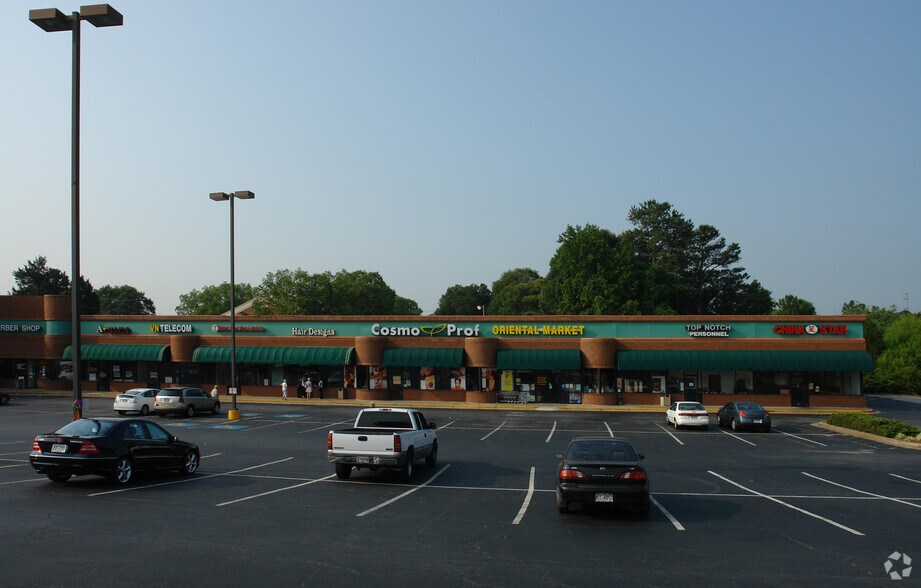 More Photos Of 6330 Lawrenceville Hwy, Tucker General Retail For Lease