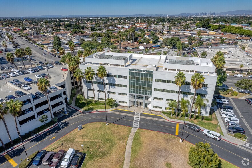 More Photos Of 3628 E Imperial Hwy, Lynwood Medical For Lease