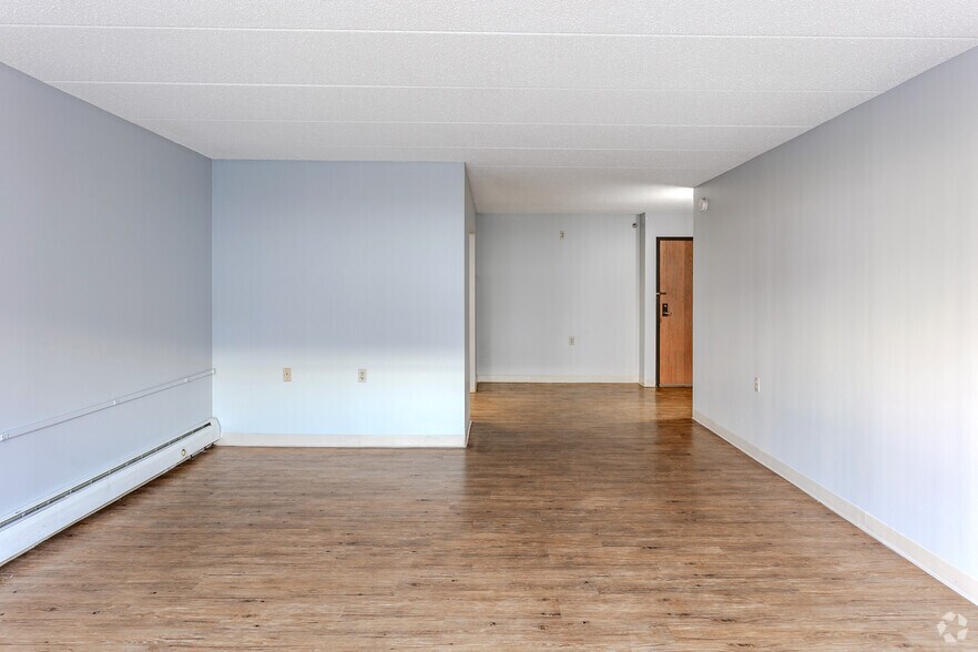 More Photos Of 515 E Grant St, Minneapolis Apartments For Sale