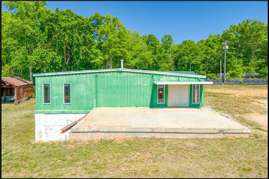 Primary Photo Of 298 By-Pass 123 Hwy, Seneca Warehouse For Sale