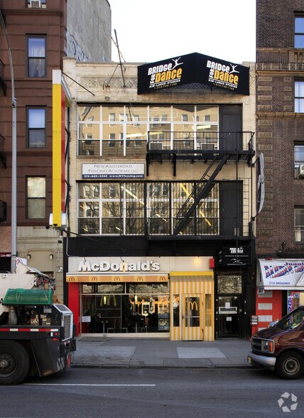 More Photos Of 2726 Broadway, New York Storefront Retail Office For Lease