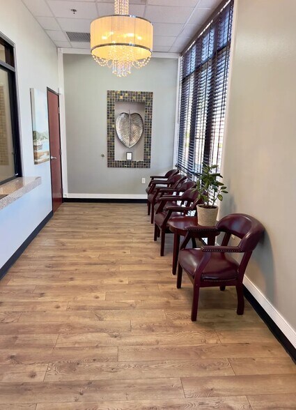 More Photos Of 20325 N 51st Ave, Glendale Medical For Lease
