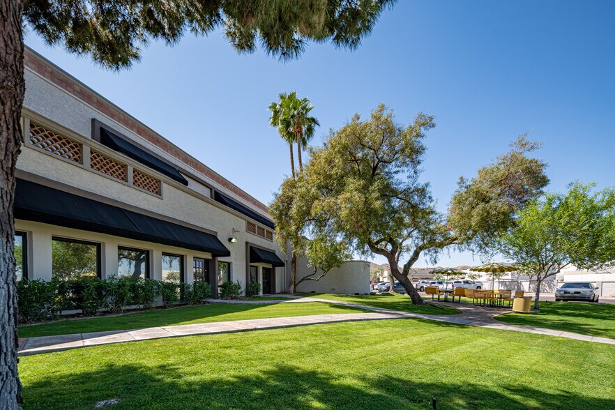 More Photos Of 7776 S Pointe Pky W, Phoenix Office For Lease