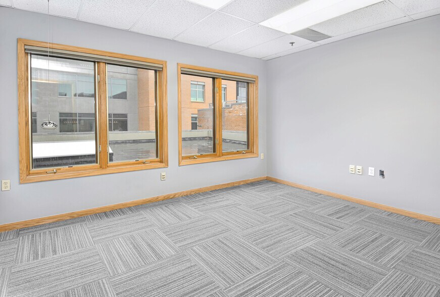 More Photos Of 1033-1037 Walnut St, Boulder Loft Creative Space For Lease