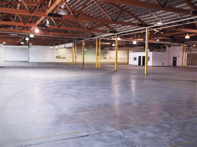 More Photos Of 4500 S Kolin Ave, Chicago Manufacturing For Lease