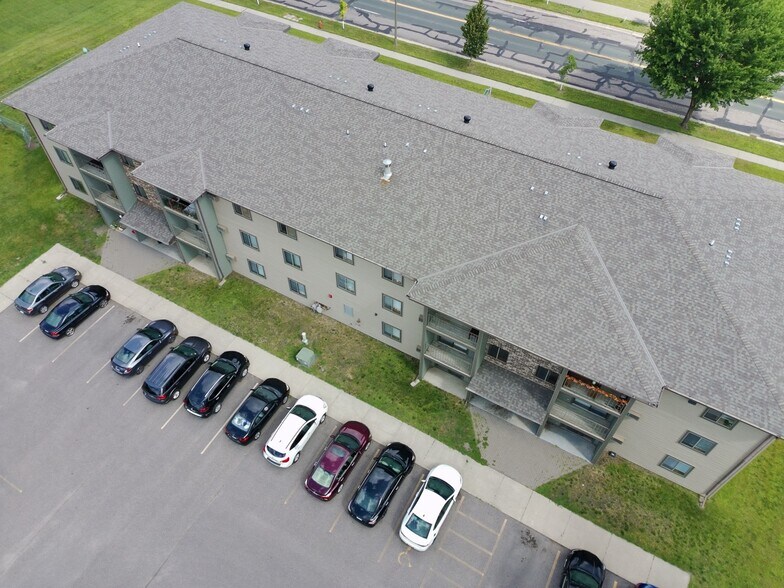 More Photos Of 160-180 Homestead Rd, Mankato Apartments For Sale