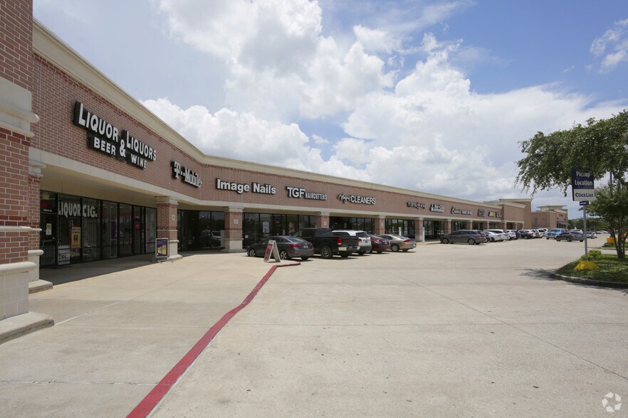 More Photos Of 6340 N Eldridge Pky, Houston Unknown For Lease