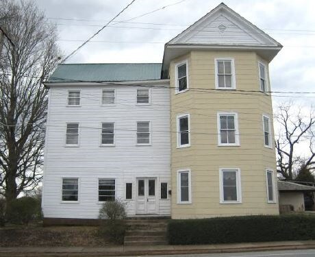 Primary Photo Of 303 W Main St, Mayodan Hotel For Sale