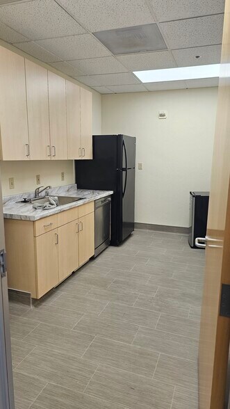 More Photos Of 2542 S Bascom Ave, Campbell Office For Lease