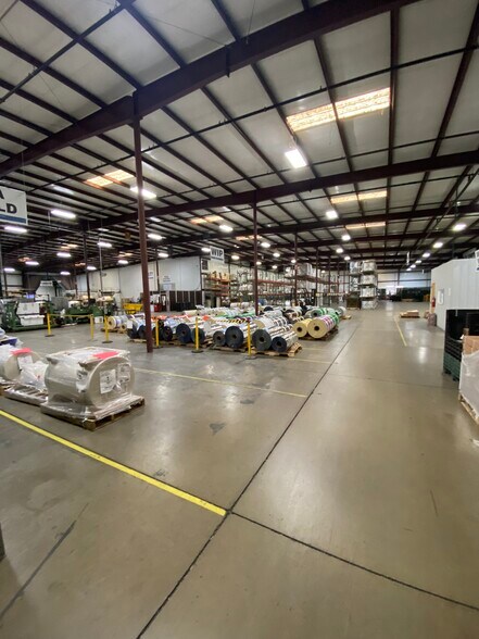 More Photos Of 723 Marshall Stuart Dr, Dickson Warehouse For Sale