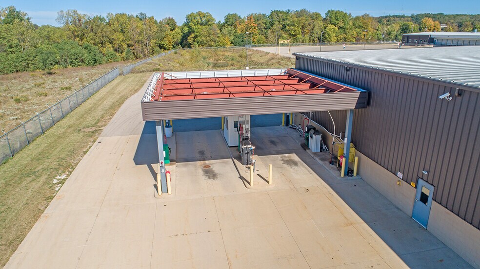 More Photos Of 10151 Division Ave SW, Wayland Warehouse For Lease