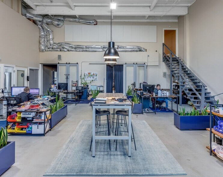 More Photos Of 1130 Independence Ave, Mountain View Light Manufacturing For Lease