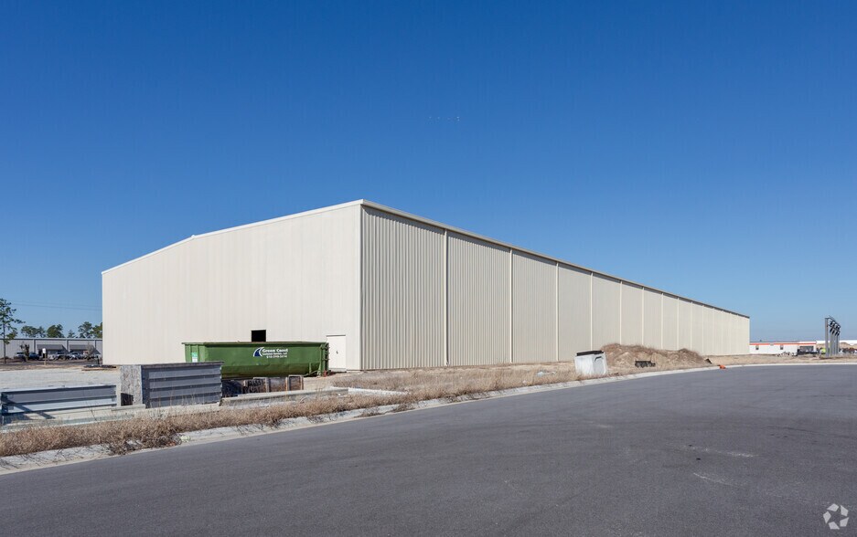 More Photos Of 3870 US Highway 421 N, Wilmington Warehouse For Sale