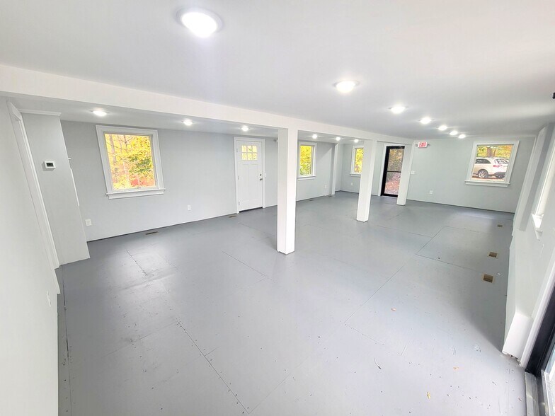 More Photos Of 20 Newton Ave, Sussex Office Residential For Sale