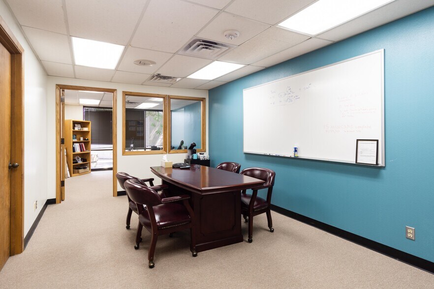 More Photos Of 151 Graham Rd, College Station Research And Development For Lease