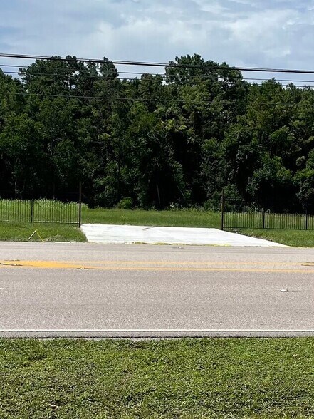 Primary Photo Of 4901 Atascocita Road, Humble Land For Lease