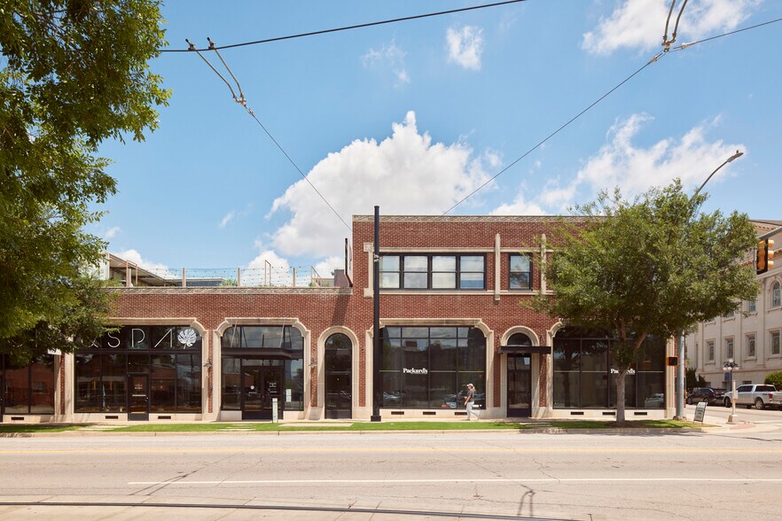 More Photos Of 201 NW 10th St, Oklahoma City Storefront Retail Office For Lease