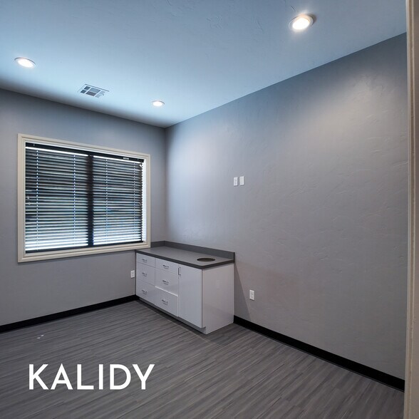 More Photos Of 2220 NW 164th St, Edmond Office For Sale