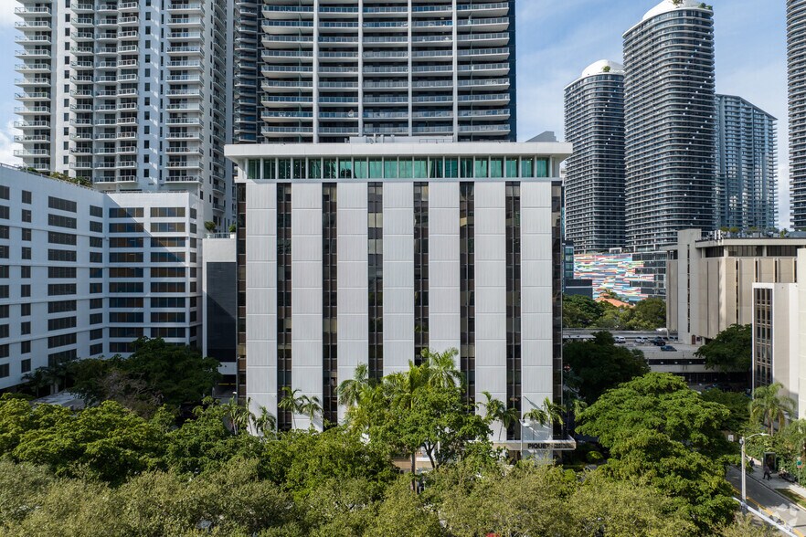 More Photos Of 1000 Brickell Ave, Miami Office For Sale