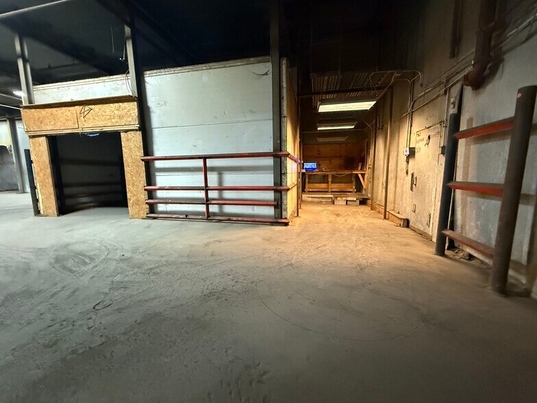 More Photos Of 1395 Suckle Hwy, Pennsauken Manufacturing For Lease