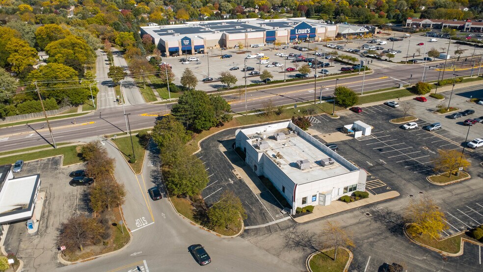 Primary Photo Of 1501 Algonquin Rd, Rolling Meadows Restaurant For Lease