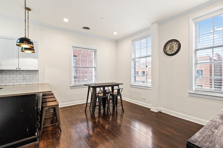 More Photos Of 17-21 Union St N, Concord Storefront Retail Office For Lease