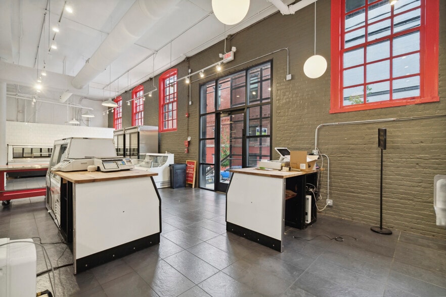 More Photos Of 1521-1531 N 31st St, Philadelphia Warehouse For Sale